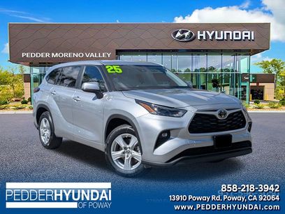 Used 2025 Toyota Highlander LE