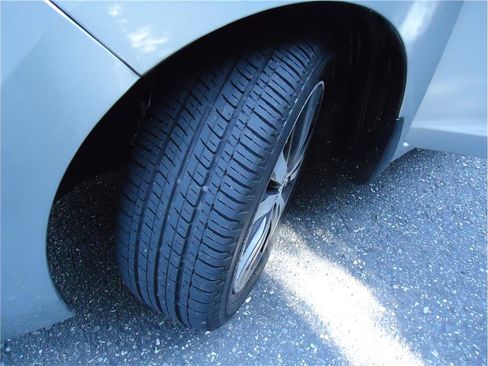 Used 2015 Honda Fit EX image 24