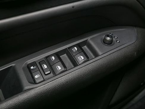 Used 2026 Jeep Compass Limited AWD/4WD image 35