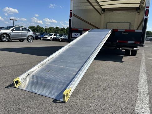 Used 2022 Ford E-350 and Econoline 350 Super Duty RWD image 22