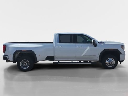 Used 2020 GMC Sierra 3500 Denali w/ Denali Ultimate Package AWD/4WD image 7
