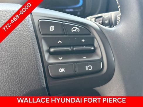 Used 2023 Hyundai Venue Limited w/ Cargo Package FWD image 20