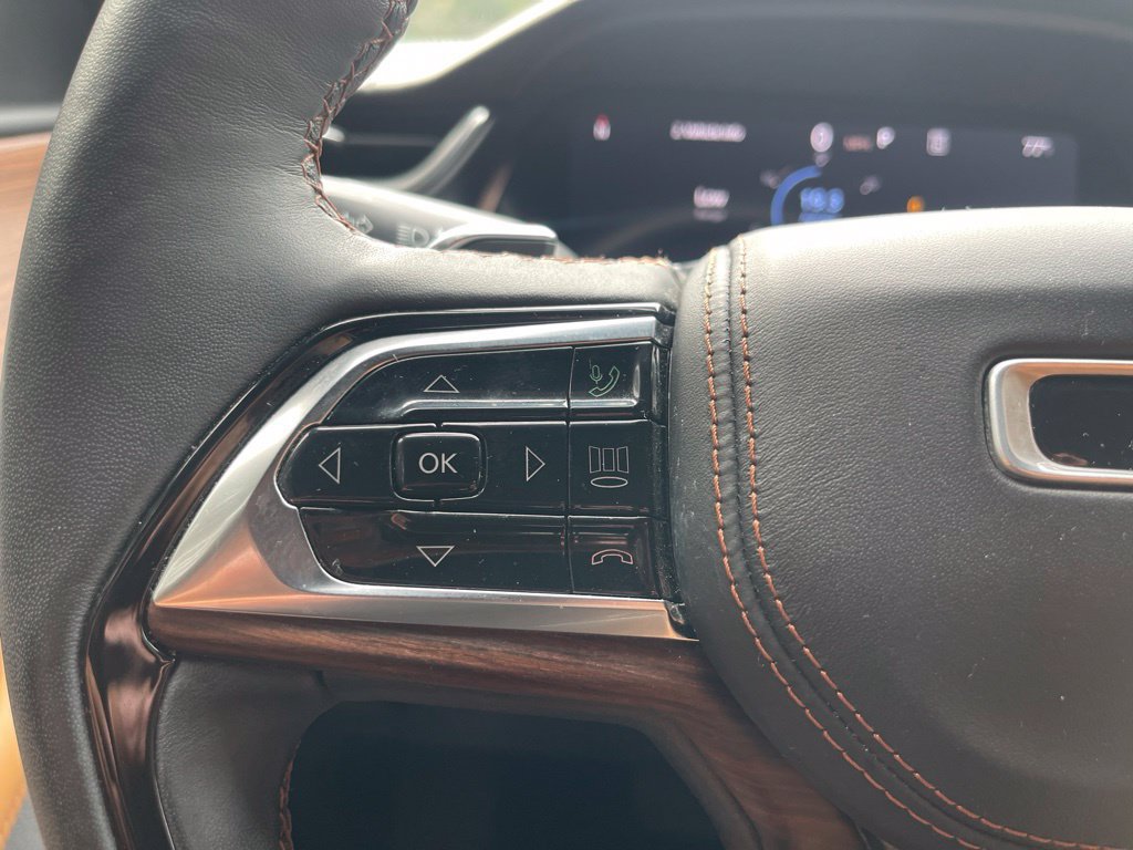 Used 2024 Jeep Grand Cherokee L Summit AWD/4WD image 20
