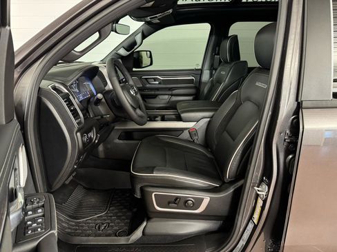 Used 2026 RAM 1500 Laramie w/ Night Edition image 13