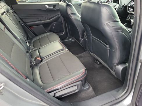 Certified 2024 Ford Escape ST-Line image 17