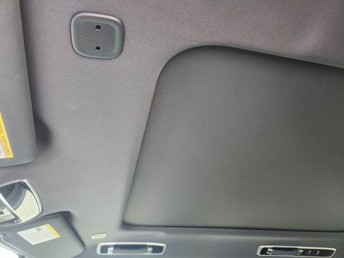 New 2025 Land Rover Range Rover Sport Dynamic SE image 25