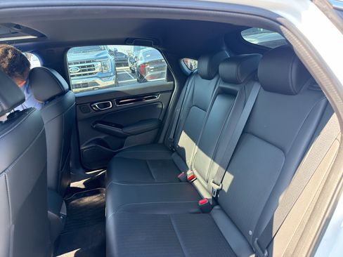 Used 2022 Honda Civic Sport Touring image 11