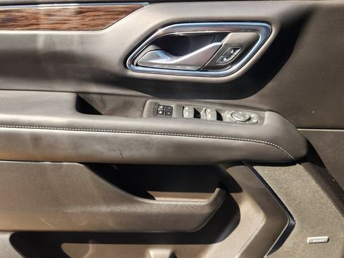 Used 2022 Chevrolet Tahoe Z71 AWD/4WD image 17
