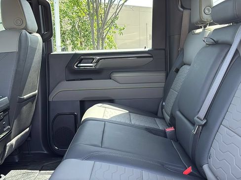 Used 2026 Chevrolet Silverado 2500 ZR2 w/ LPO, Dark Essentials Package AWD/4WD image 29