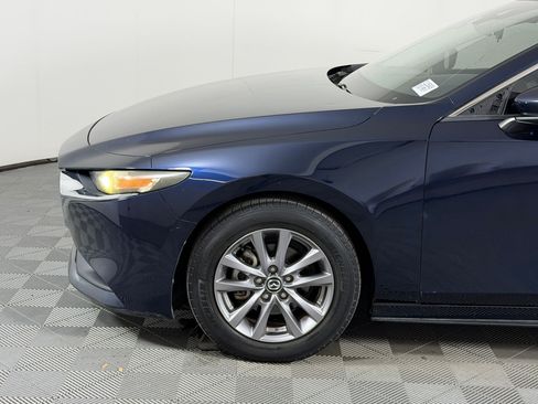 Used 2020 MAZDA MAZDA3 Sedan FWD image 25