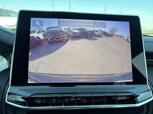 New 2026 Jeep Compass Latitude image 9