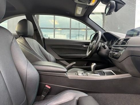 Used 2018 BMW M2 RWD image 11