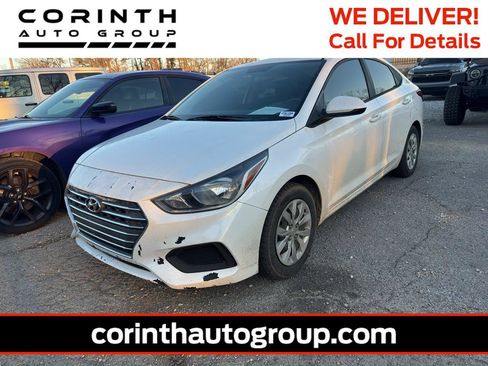 Used 2019 Hyundai Accent SE image 2
