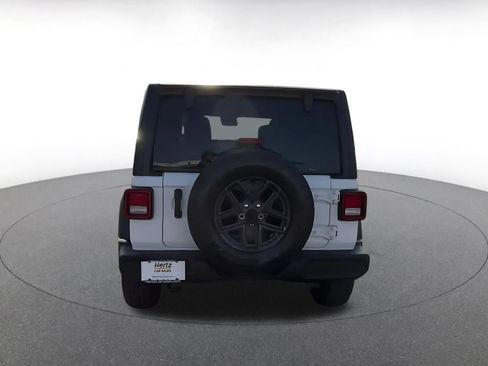 Used 2025 Jeep Wrangler Sport S image 11