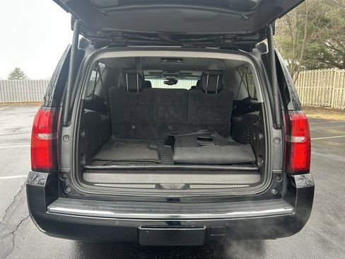 Used 2016 Chevrolet Suburban LTZ image 31