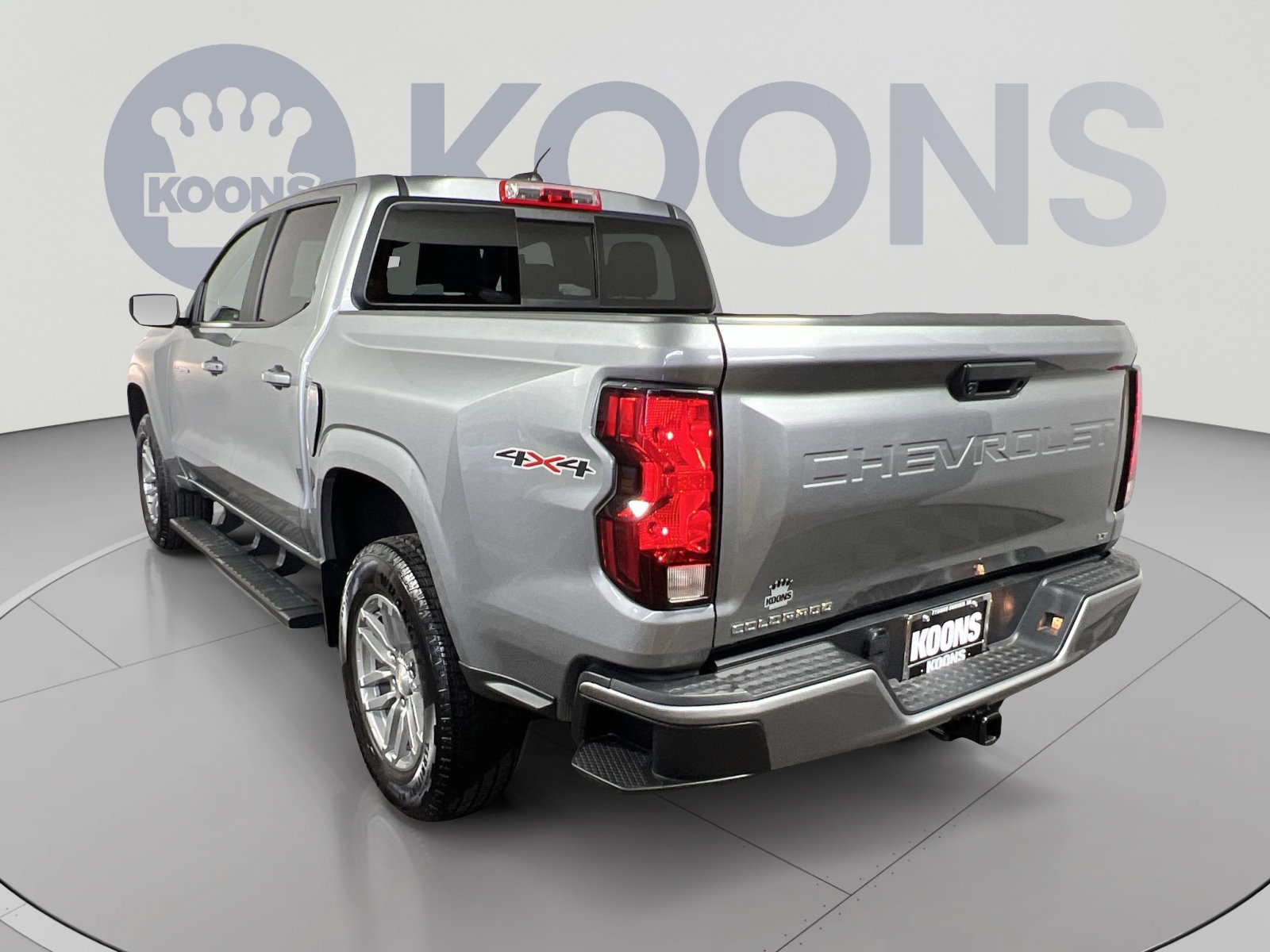 Used 2024 Chevrolet Colorado LT w/ LT Convenience Package AWD/4WD image 4