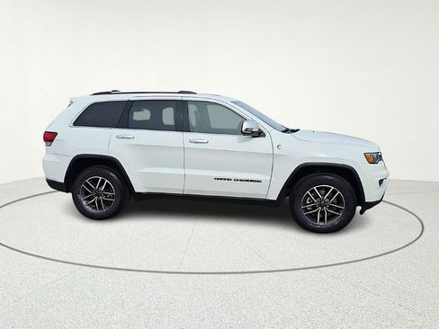 Used 2021 Jeep Grand Cherokee Limited w/ Trailer Tow Group IV image 8