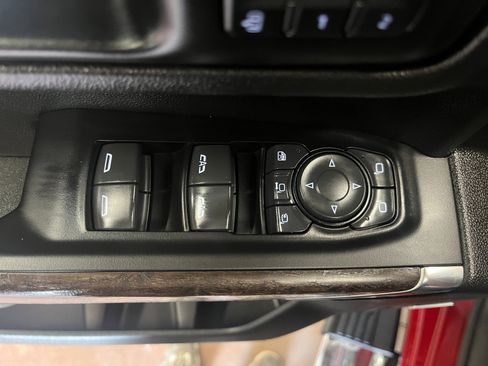 Used 2022 GMC Sierra 2500 Denali image 13