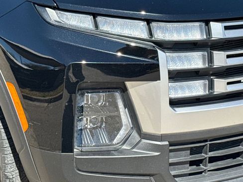 Certified 2025 Hyundai Santa Cruz SE FWD image 4