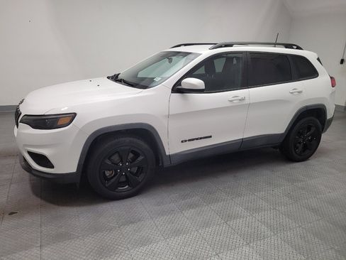Used 2020 Jeep Cherokee Latitude Plus FWD image 2