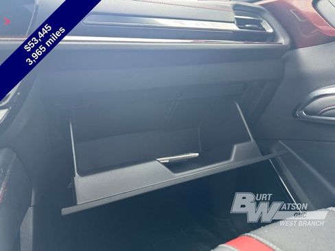 Used 2026 Chevrolet Traverse RS image 23