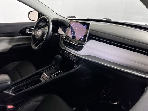 Used 2022 Jeep Compass Limited image 26