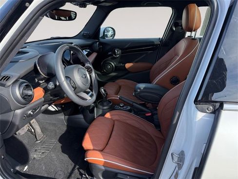 Used 2024 MINI Cooper S image 9