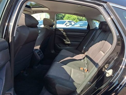 Used 2019 Honda Accord EX image 11