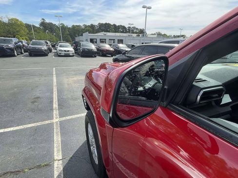 Used 2024 Toyota Tacoma SR5 image 18