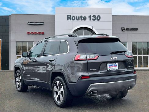 Used 2022 Jeep Cherokee Limited image 4