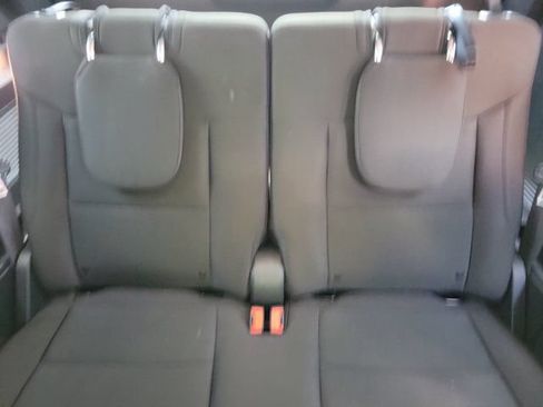 Used 2022 Ford Explorer XLT RWD image 15