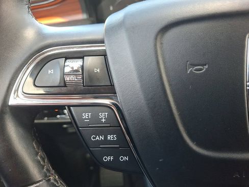 Certified 2023 Lincoln Nautilus Reserve AWD/4WD image 22