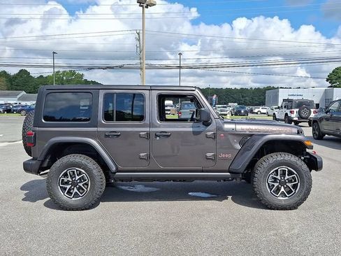 New 2025 Jeep Wrangler Unlimited Rubicon w/ Convenience Group AWD/4WD image 5