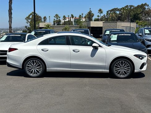 New 2025 Mercedes-Benz CLA 250 4MATIC image 2