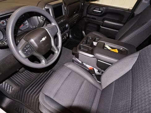 Used 2025 Chevrolet Silverado 2500 Custom w/ Custom Value Package AWD/4WD image 31