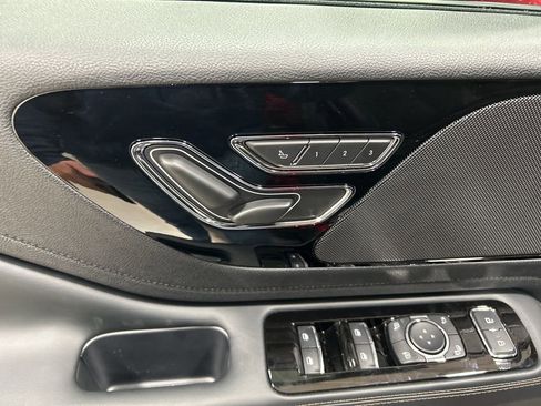 New 2026 Lincoln Aviator Premiere w/ Jet Appearance Package image 12