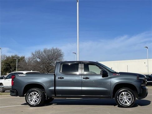 Used 2019 Chevrolet Silverado 1500 LT Trail Boss image 3