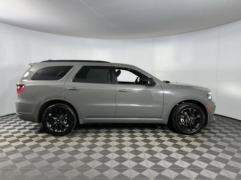 Used 2025 Dodge Durango GT w/ Blacktop Package image 5