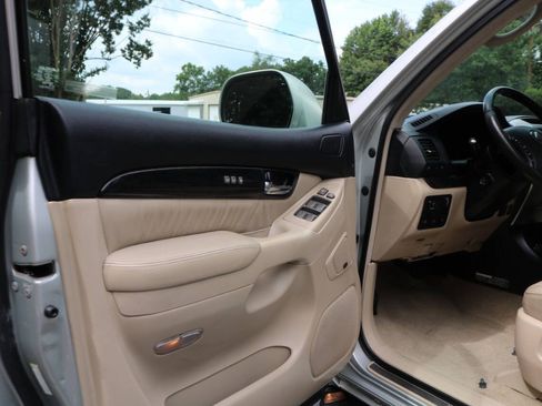 Used 2005 Lexus GX 470 AWD/4WD image 95