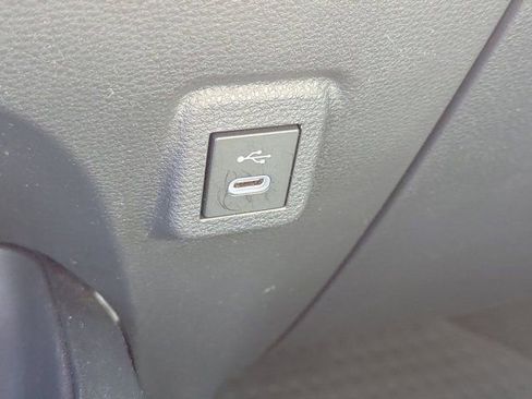 Used 2023 Toyota Corolla LE image 27