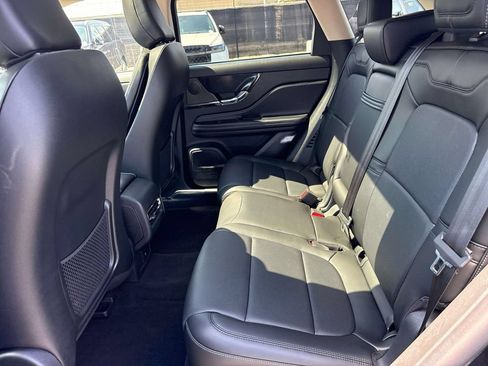 Certified 2024 Lincoln Corsair Grand Touring AWD/4WD image 11