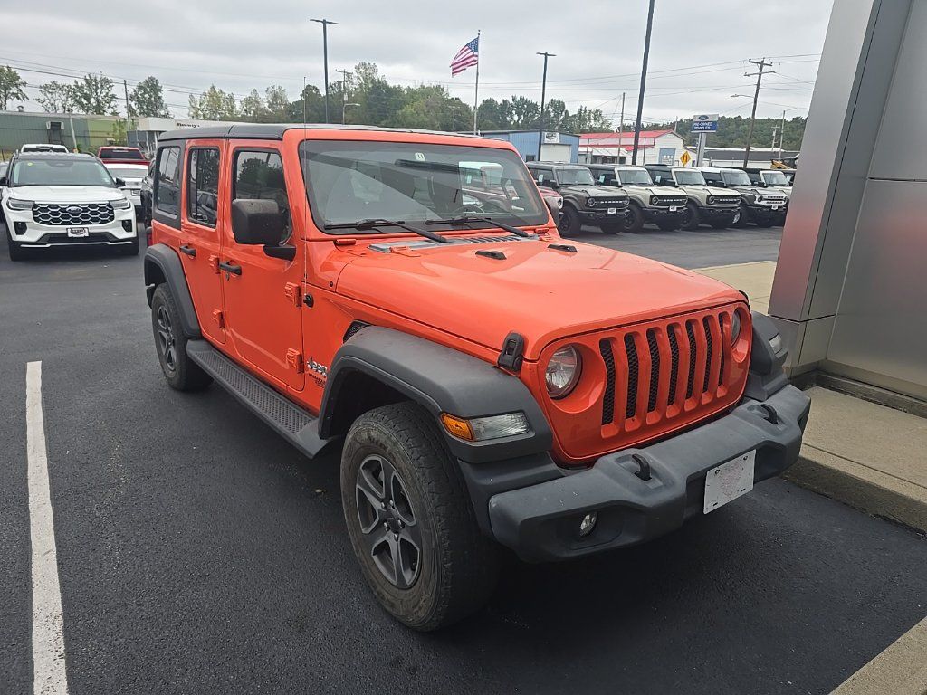 Used 2018 Jeep Wrangler Unlimited Sport S AWD/4WD image 4