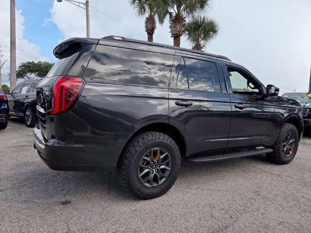 Used 2025 Ford Expedition Tremor AWD/4WD image 6