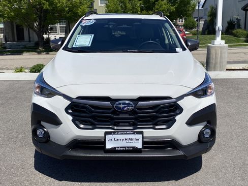 Certified 2024 Subaru Crosstrek 2.0i Premium AWD/4WD image 9