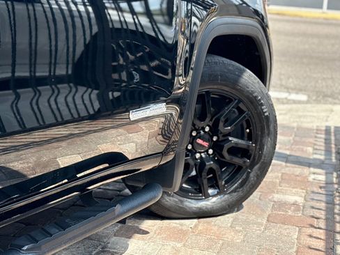 Used 2021 GMC Sierra 1500 Elevation image 10