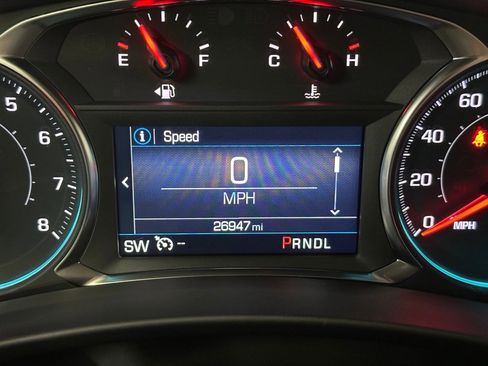 Certified 2024 Chevrolet Equinox LT w/ LPO, Floor Liner Package image 10