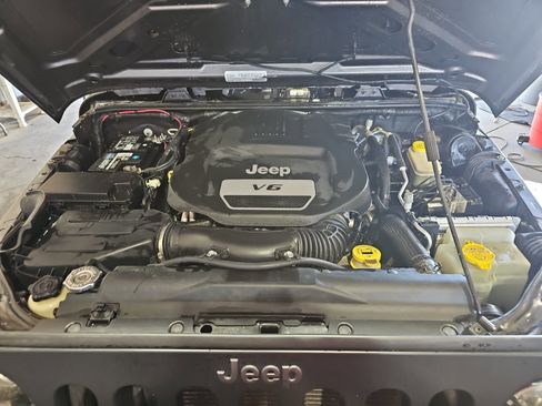 Used 2017 Jeep Wrangler Sport image 20