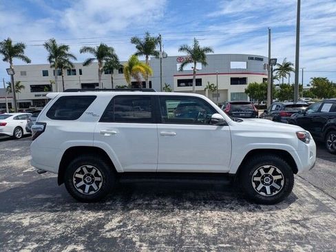 Used 2020 Toyota 4Runner TRD Off-Road Premium image 8