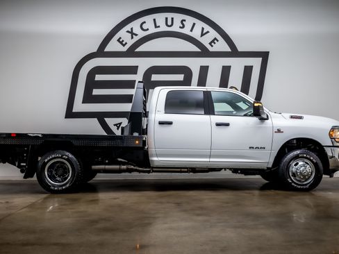 Used 2024 RAM 3500 SLT w/ Quick Order Package 2YG SLT image 8