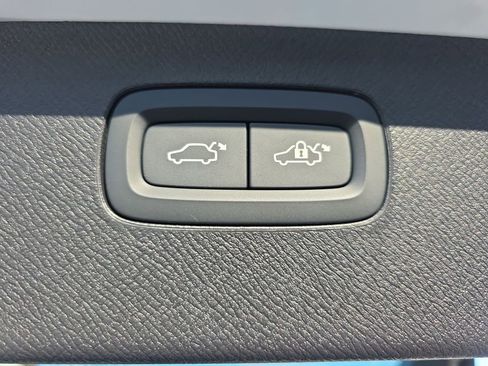 New 2026 Volvo XC90 T8 Ultra image 23